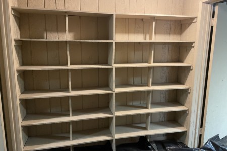 Shelf storage space in Lakewood