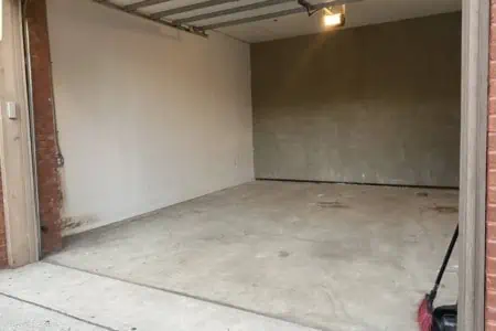 Prime Oversized Large Garage/Storage/24 Hr Private Access
