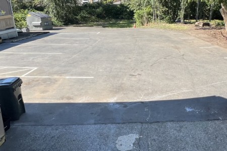 Commercial lot for storage in Renton