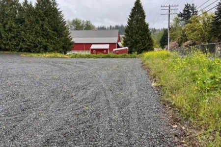 Gravel Parking Lot, Yard, Commerical Parking, Contractor Yard, towing 12'x60' space
