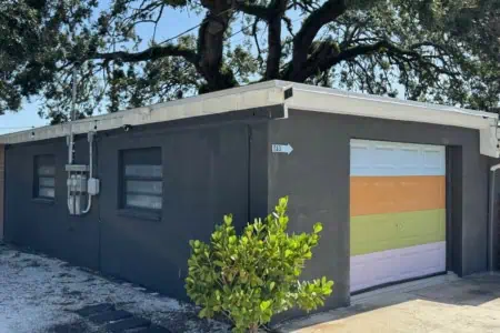 2 Car Garage for Vehicles or Storage for Rent - Gated Property