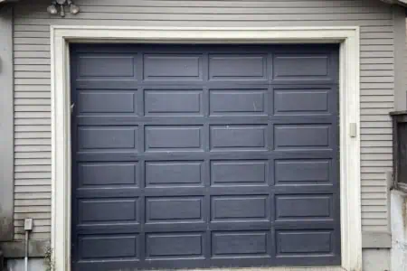 Car Garage for Vehicles or Self Storage for Rent - Gated & keypad Property
